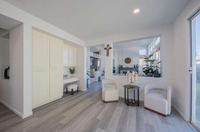 327 Rhine Court, Salinas CA: https://media.crmls.org/mediaz/ccf74128-bdc1-4fae-88f2-e95ce4a39fc0.jpg