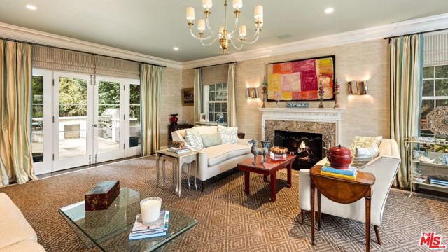 3848 Ethel Avenue, Studio City CA: https://media.crmls.org/mediaz/ccf75bac-1b43-4e62-a6ef-1bb2363a3f30.jpg