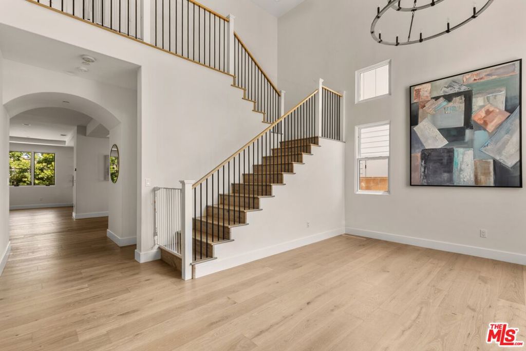 MLS #26861149 image #2