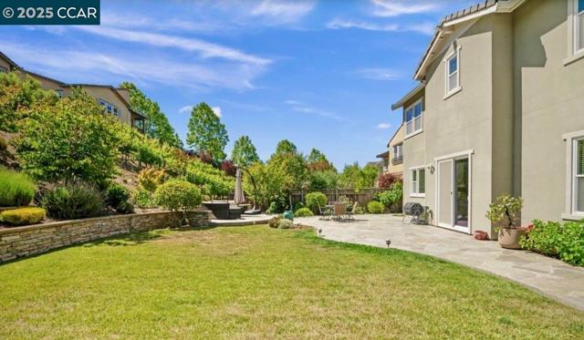 130 Arundel Dr, Hayward CA: https://media.crmls.org/mediaz/ccf7f575-8ccd-4f82-8352-6b53e2980d48.jpg