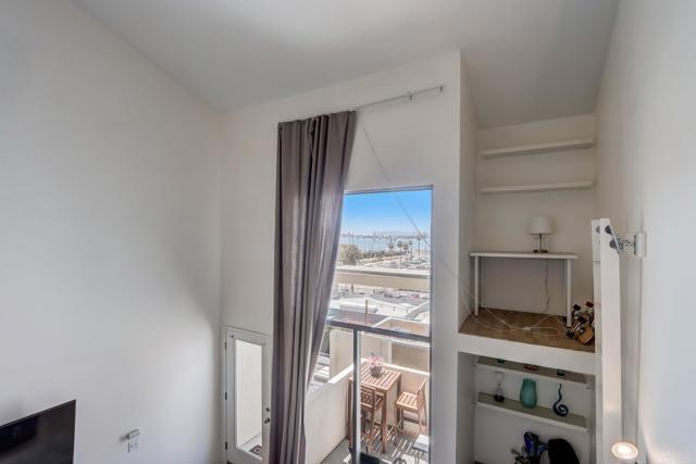 2064 Kettner Boulevard, San Diego CA: https://media.crmls.org/mediaz/ccf827e8-234c-4a63-8497-f1ecc447a8e1.jpg