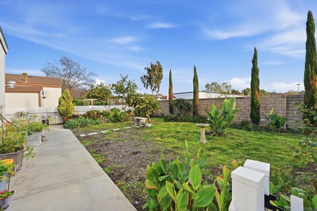 Detail Gallery Image 13 of 31 For 200 N El Camino Real Spc 15,  Oceanside,  CA 92058 - 3 Beds | 2 Baths