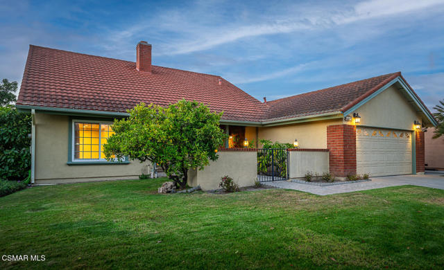 3487 E Barca Street, Camarillo CA: https://media.crmls.org/mediaz/ccf93d90-a96a-4238-a872-311996c324e8.jpg