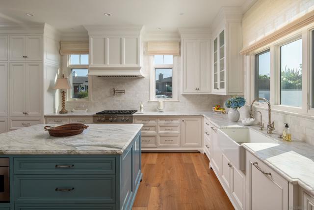 3603 Carleton St, San Diego CA: https://media.crmls.org/mediaz/ccfc5b51-96a0-4f53-aecb-11f51bdbd035.jpg