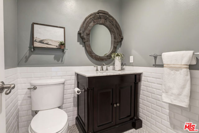 1630 E Palm Avenue, El Segundo CA: https://media.crmls.org/mediaz/ccfc81f8-5ee3-481e-9a74-f055dc308130.jpg
