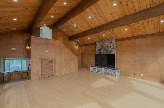 9066 Coker Road, Salinas CA: https://media.crmls.org/mediaz/ccfc8990-46cd-4651-bc62-b5a6ff30f00a.jpg