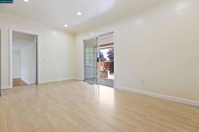 828 Bancroft Rd, Walnut Creek CA: https://media.crmls.org/mediaz/ccfc8b82-6a39-416f-881b-0bf9d3cd5580.jpg