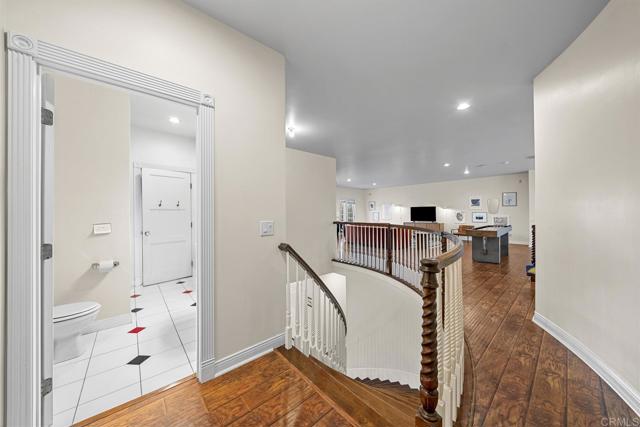Image 35 of 75 For 39480 Norbro Court
