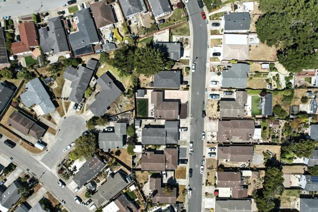 2621 Heather Lane, San Bruno CA: https://media.crmls.org/mediaz/ccfeb1ab-728e-4d4a-a7cb-fc8f0d1fa94f.jpg