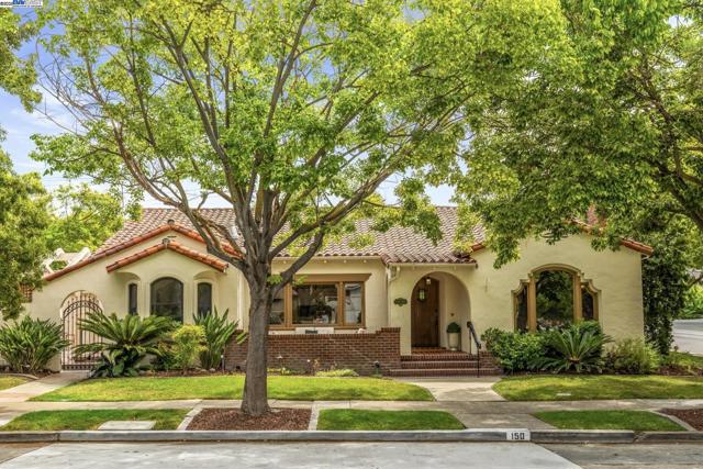 150 Ayer Ave, San Jose CA: https://media.crmls.org/mediaz/ccfeee3d-60b7-4f6d-8d03-987884f44736.jpg