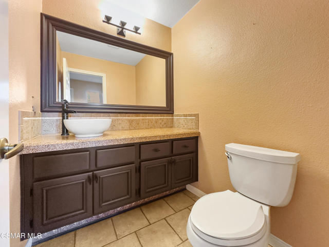 24632 Brighton Drive, Valencia CA: https://media.crmls.org/mediaz/ccffedda-995b-4b97-9f0a-fce77dc12ee5.jpg
