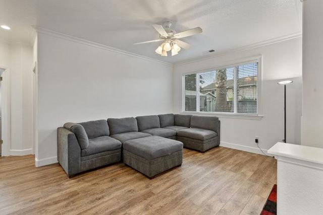 1650 Mimosa Street, Hollister CA: https://media.crmls.org/mediaz/cd0054e8-8a2b-4bd8-a8a8-3e2e66d20feb.jpg