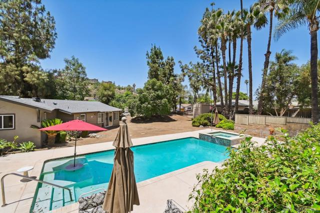 1830 Lisa Terrace, El Cajon CA: https://media.crmls.org/mediaz/cd01a8ad-20e2-49cc-a706-1f1e8b6c9484.jpg