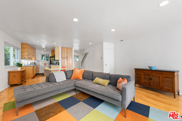 2016 Euclid Street, Santa Monica CA: https://media.crmls.org/mediaz/cd021650-7a79-415c-bd37-f389a5838cd5.jpg
