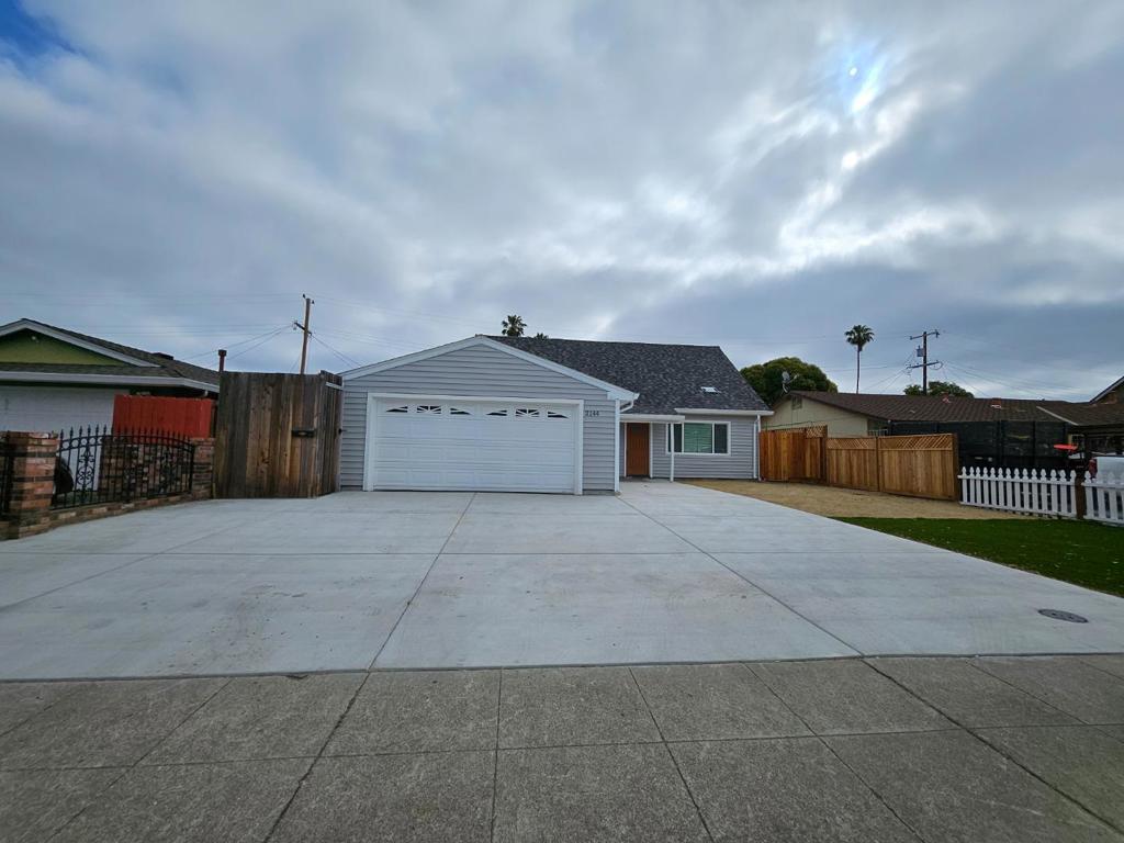 2144 Interbay Drive