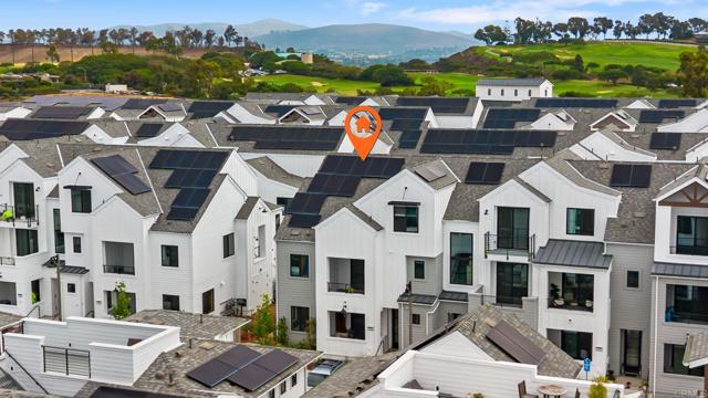 1400 Anacona Place, Encinitas CA: https://media.crmls.org/mediaz/cd029e22-a1bf-4a92-965b-30c0ac9802a6.jpg