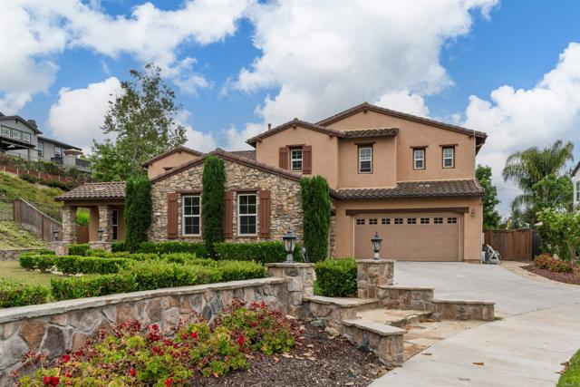 6851 Helenite Place, Carlsbad CA: https://media.crmls.org/mediaz/cd04a366-c8ec-473a-ab1e-baee6eab8504.jpg