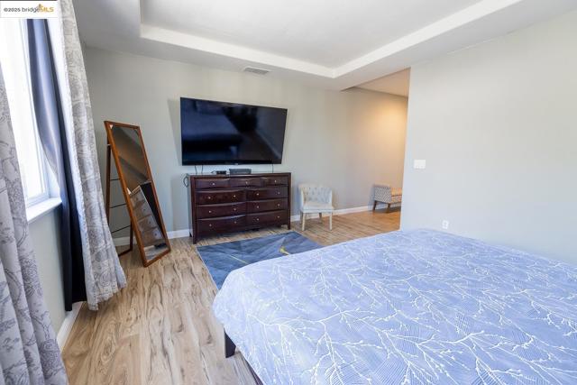 1856 Buck Mountain Court, Antioch CA: https://media.crmls.org/mediaz/cd0591e6-79dd-4cf9-ac29-a6776d3d8548.jpg