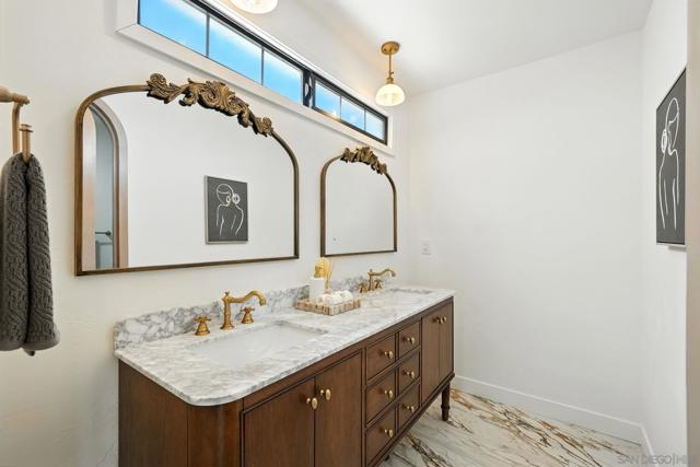 4388 HAWK STREET, San Diego CA: https://media.crmls.org/mediaz/cd0a002e-7b52-4dd7-8ccd-6efed70fff37.jpg