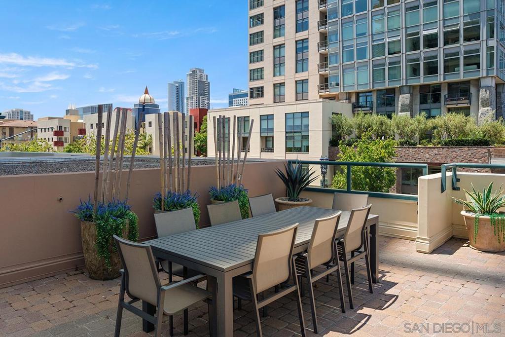 555 Front Street - photo 8