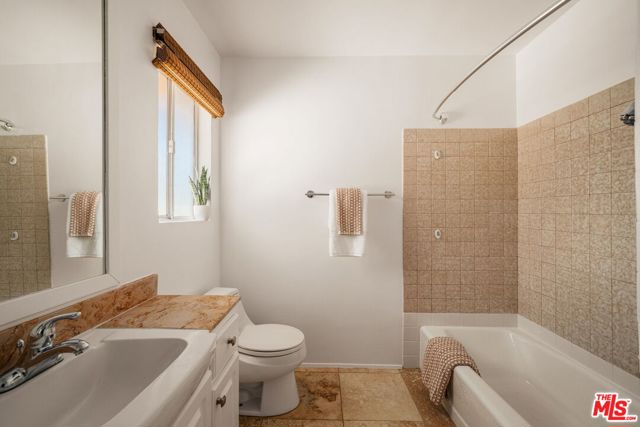 4 Bed Home for Sale in Los Angeles, California
