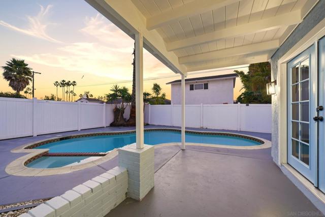 1224 Louden Ln, Imperial Beach CA: https://media.crmls.org/mediaz/cd0ba5fc-9e30-4d96-8cb8-4267d536f328.jpg