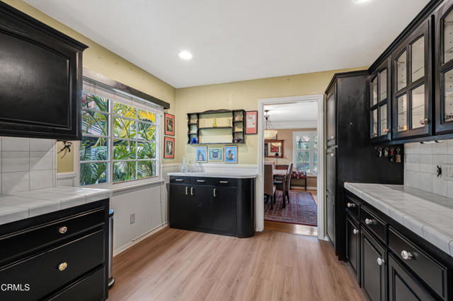 Detail Gallery Image 10 of 41 For 218 Palomares Ave, Ventura,  CA 93003 - 2 Beds | 2 Baths