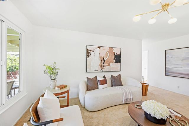 Image 8 of 41 For 5169 Lawler Ave