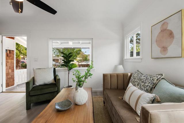 639 Douglas Avenue, Redwood City CA: https://media.crmls.org/mediaz/cd0da102-c992-43fb-83dc-623ba5440c26.jpg