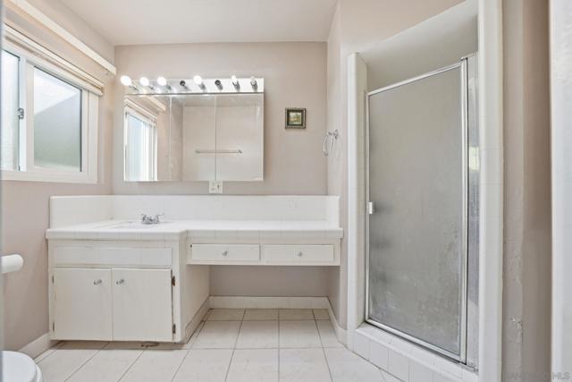 4040 Yale Ave, La Mesa CA: https://media.crmls.org/mediaz/cd0e35c0-18e5-485a-9e62-5fc893417735.jpg