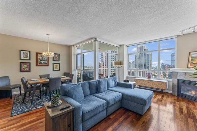 850 Beech Street, San Diego CA: https://media.crmls.org/mediaz/cd0ea926-00af-47d7-93dc-72f14abff1e8.jpg