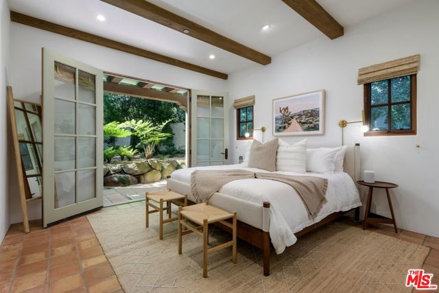 849 Ashley Road, Montecito CA: https://media.crmls.org/mediaz/cd0f837a-04a6-4212-b856-7167bfd53d74.jpg