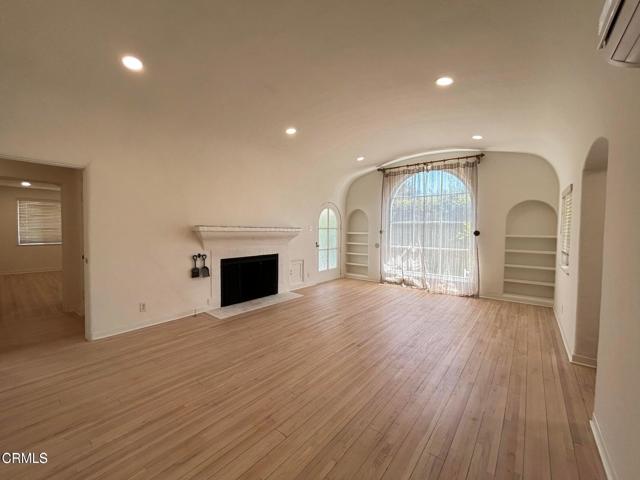 Detail Gallery Image 5 of 11 For 4622 La Canada Blvd Bld, La Canada Flintridge,  CA 91011 - 3 Beds | 1/1 Baths