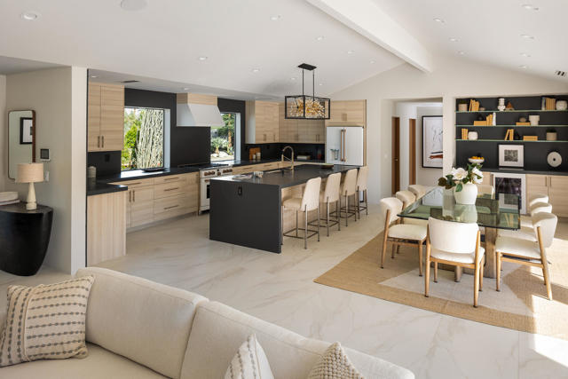 71501 Sahara Road, Rancho Mirage CA: https://media.crmls.org/mediaz/cd10c21a-5684-4aa0-a0a0-9e236b24d617.jpg