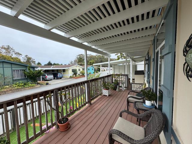 73 Sailfish Court, Half Moon Bay CA: https://media.crmls.org/mediaz/cd110e69-b9d6-44a0-8e85-9f86d0fb646a.jpg