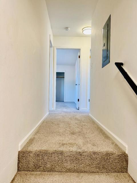15061508 Kentfield Avenue, Redwood City CA: https://media.crmls.org/mediaz/cd11679e-500b-46d6-8ba0-2c40c09c874d.jpg