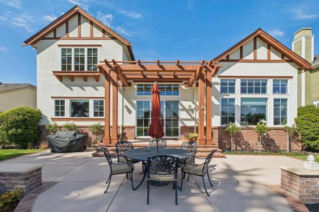 107 Carnoustie Drive, Half Moon Bay CA: https://media.crmls.org/mediaz/cd11c563-5210-4021-887f-d225d7bd4633.jpg