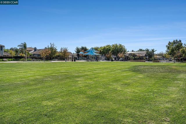 2029 Fitzgerald Way, Brentwood CA: https://media.crmls.org/mediaz/cd11f0e1-5f24-44f3-97c1-d4573c777462.jpg