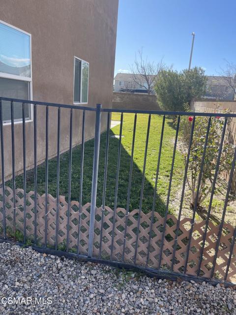 4244 Jonathon Street, Lancaster CA: https://media.crmls.org/mediaz/cd1214f5-c021-45e6-adca-fedecce276b0.jpg