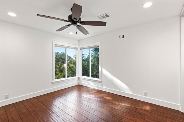 9560 Alcala Avenue, Oakland CA: https://media.crmls.org/mediaz/cd12a28e-9e96-49c1-8e59-2661f025c23a.jpg