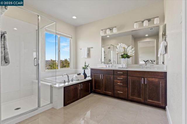 7147 Stonebrooke Drive, Vallejo CA: https://media.crmls.org/mediaz/cd12d46f-cf90-41a7-9dab-ab740d9b6154.jpg