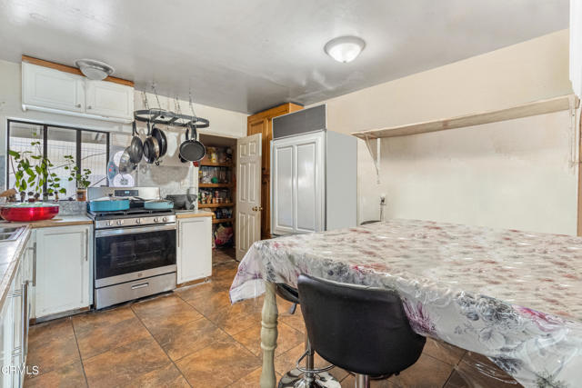 78 Fairview Road, Thousand Oaks, CA, 91362 78 Fairview Road, Thousand Oaks, CA, 91362