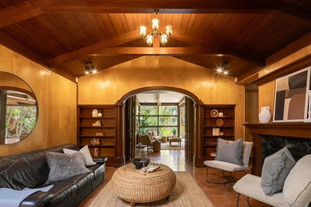 1010 Myrtle Way, San Diego CA: https://media.crmls.org/mediaz/cd14132e-121d-40c6-a154-a32302e9c59a.jpg