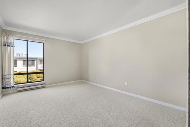 Image 20 of 49 For 8 Commodore Drive C457