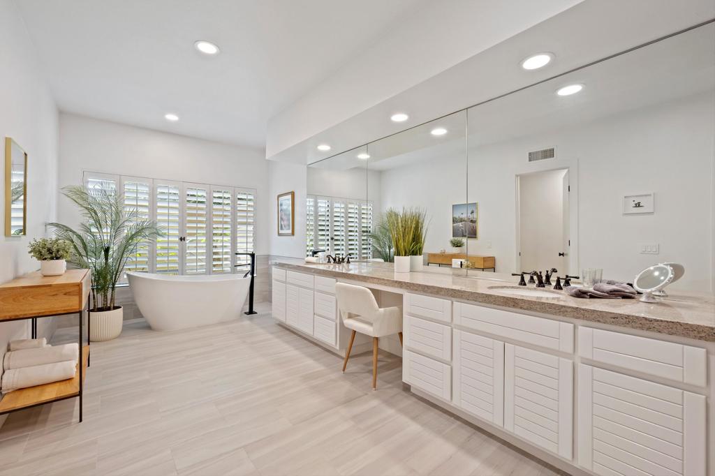 MLS #219138033DA image #32