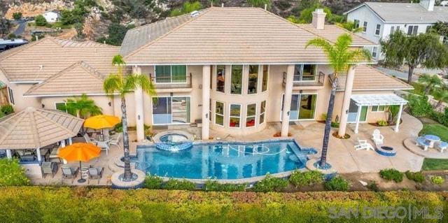 836 Camelot Pkwy, El Cajon CA: https://media.crmls.org/mediaz/cd152e57-f846-44c9-a027-e5b2646b9ae2.jpg