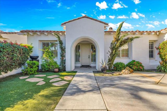 44875 Via Catalina, La Quinta CA: https://media.crmls.org/mediaz/cd153e0d-e67b-4917-a0d0-71ce53a0e99a.jpg