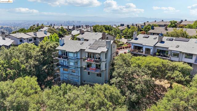 Image 41 of 46 For 90 Starview Dr