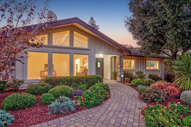 20802 SEVILLA Lane, Saratoga CA: https://media.crmls.org/mediaz/cd169bda-41cf-4cac-9377-2ec279aac8f6.jpg