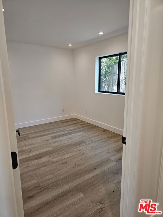 5247 W 9th Street, Los Angeles CA: https://media.crmls.org/mediaz/cd16f340-32a0-49a8-b451-f8a5e426575c.jpg